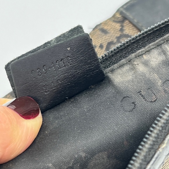 Gucci logo makeup bag/ pouch Brown - Picture 11 of 12